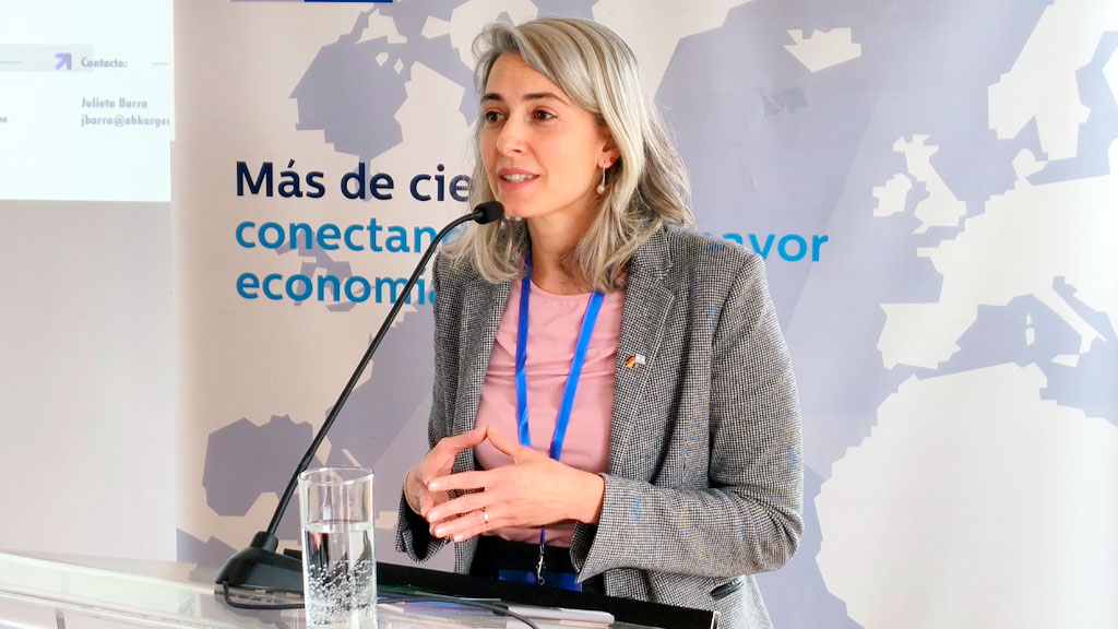 Vaca Muerta, Alemania, Tecnología, empresas alemanas Vaca Muerta, tecnología para Vaca Muerta, Vaca Muerta producción, producción de petróleo Vaca Muerta, Vaca Muerta 1,5 millón de barriles, Vaca Muerta 2030, infraestructura Vaca Muerta, maquinaria alemana Argentina, industria alemana Vaca Muerta, Siemens Energy Vaca Muerta, VMOS Vaca Muerta, oleoducto VMOS, tecnología alemana Oil & Gas, inversiones alemanas Argentina, Oil & Gas Argentina Alemania, AHK Argentina Oil & Gas, equipamiento para Vaca Muerta, ingeniería alemana Argentina, cooperación energética Argentina Alemania