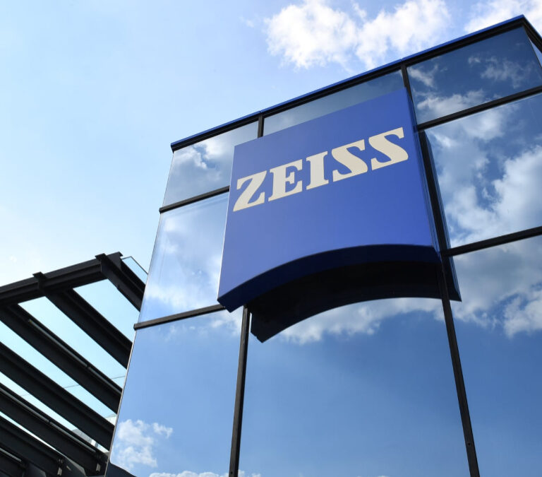 Carl Zeiss, Alemania